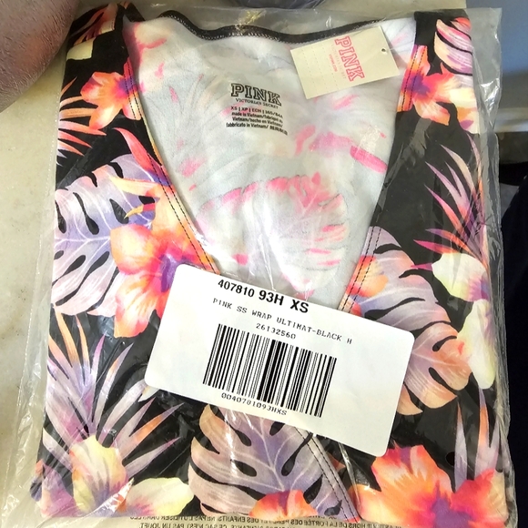 Victoria's Secret Pink Ultimate Wrap Top - Picture 2 of 2